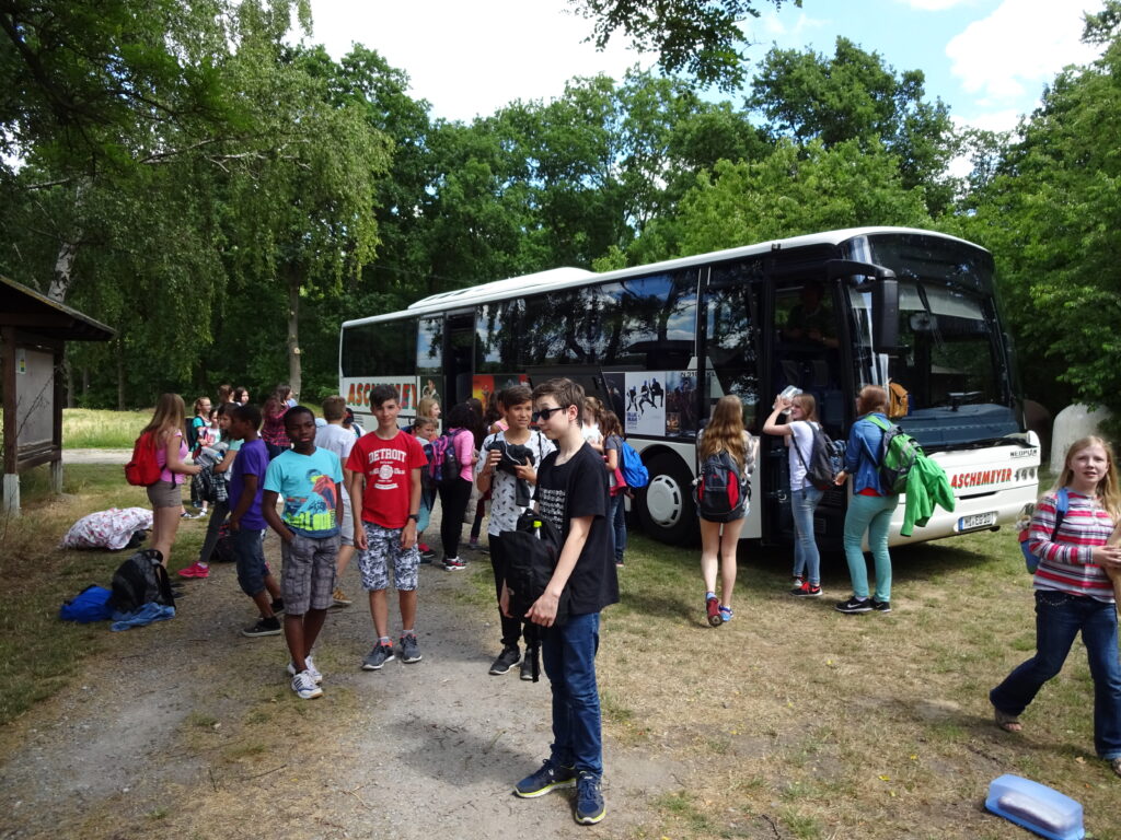 Busfahrt Zeltlager 2015